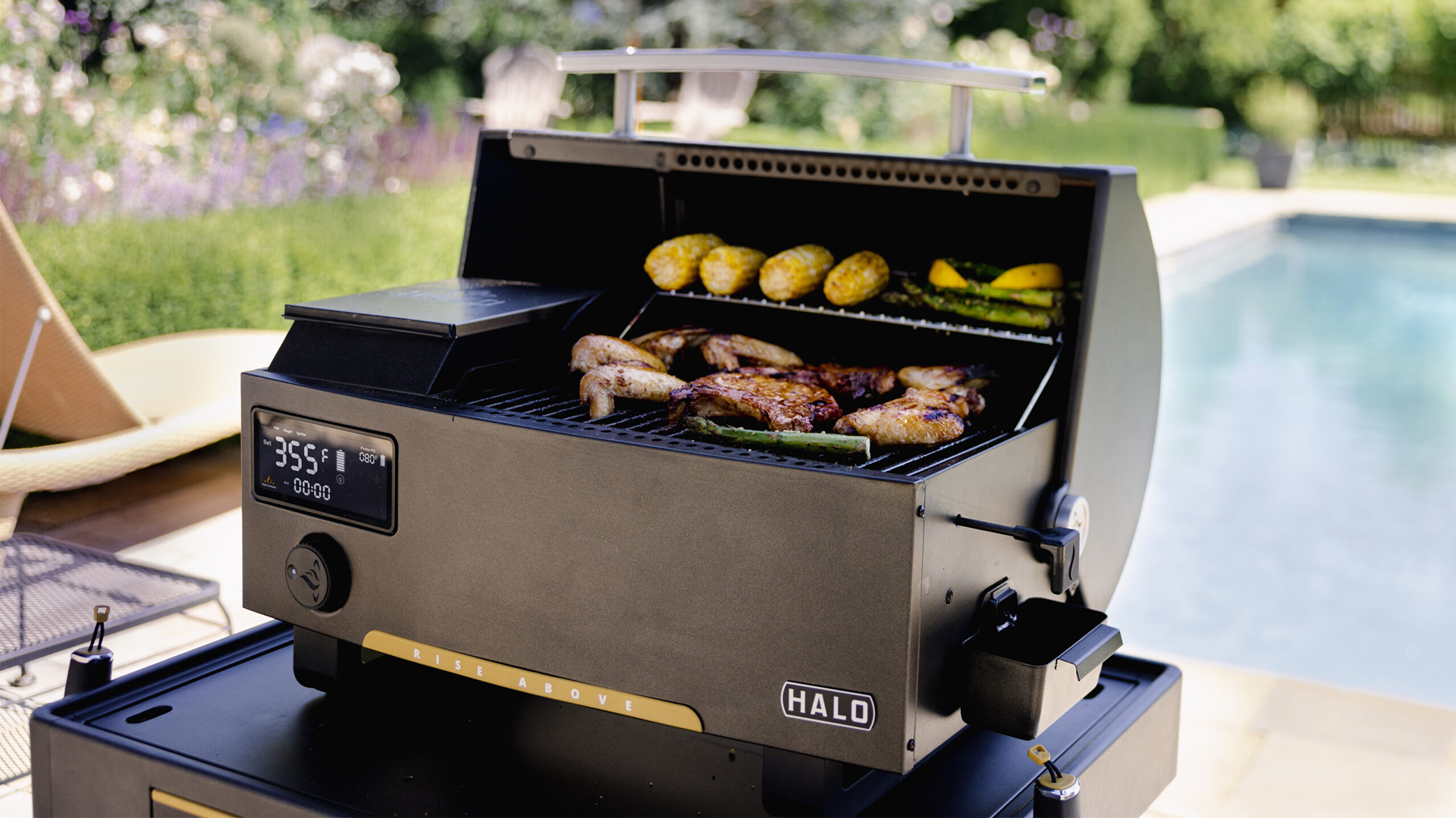 http://www.onthepatio.com/cdn/shop/collections/HALO_grills.webp?v=1698173428