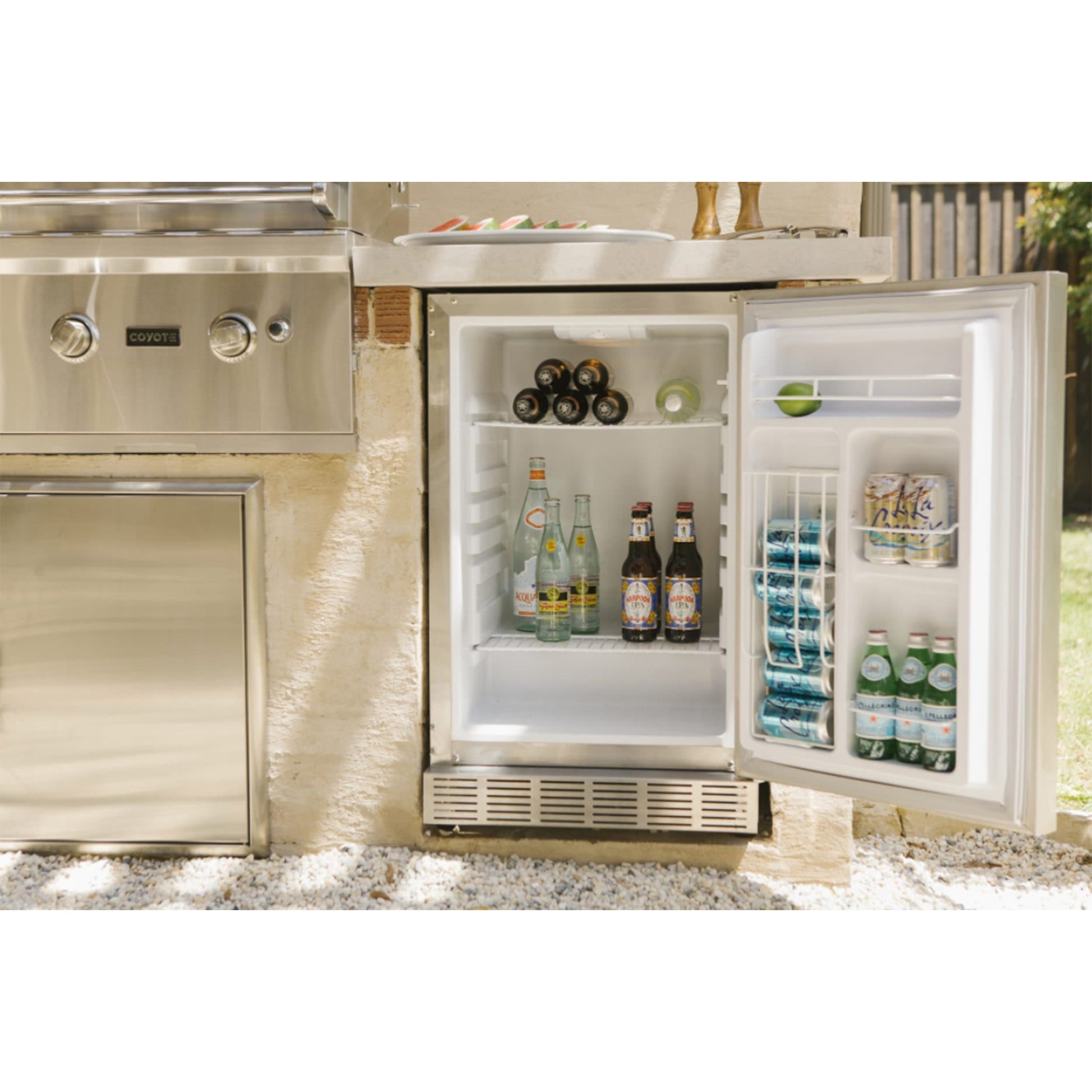 Summerset 21 inch Compact Refrigerator